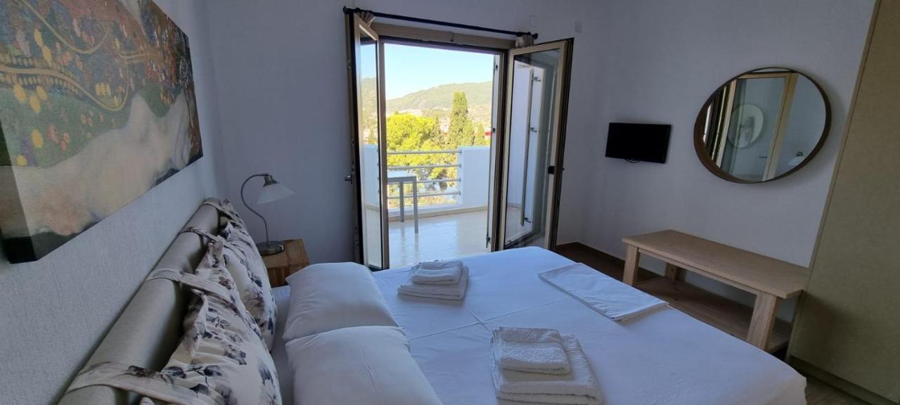 Skiathos Lagoterra Apartments Экстерьер фото